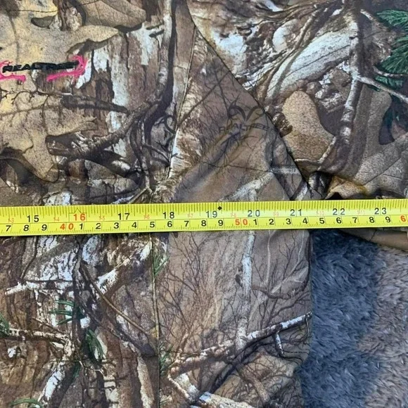 REALTREE Camo women's Puffer with faux fur hood and pink fleece Size L - Picture 6 of 8